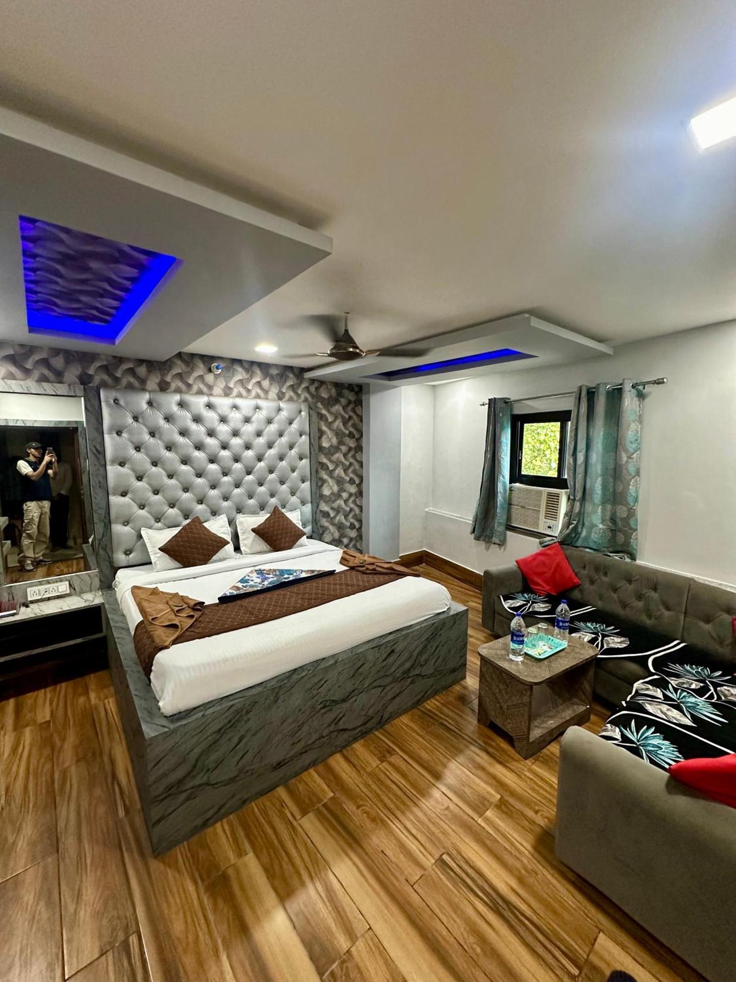 Hotel City Gold Ajmer Buitenkant foto