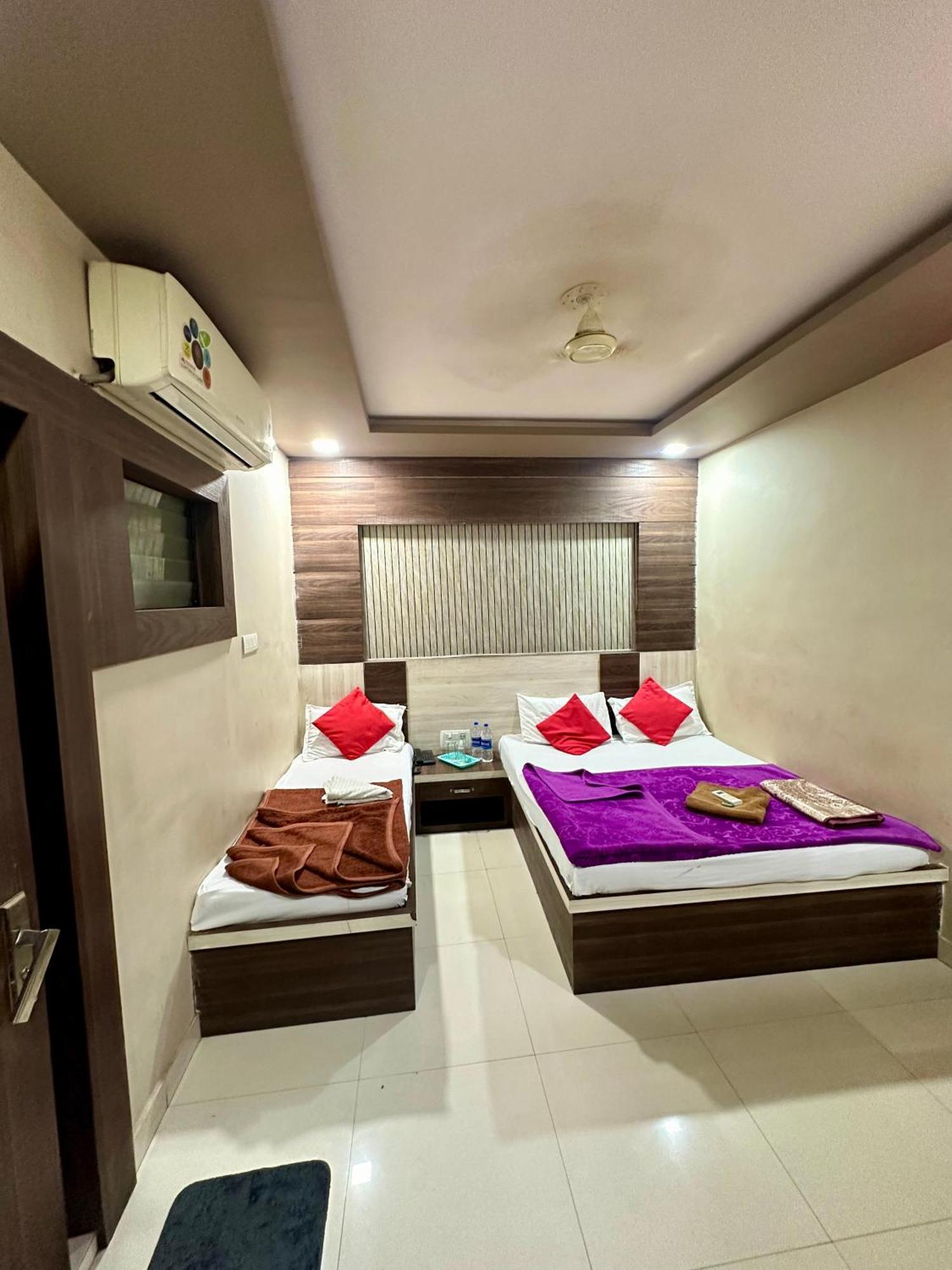 Hotel City Gold Ajmer Buitenkant foto