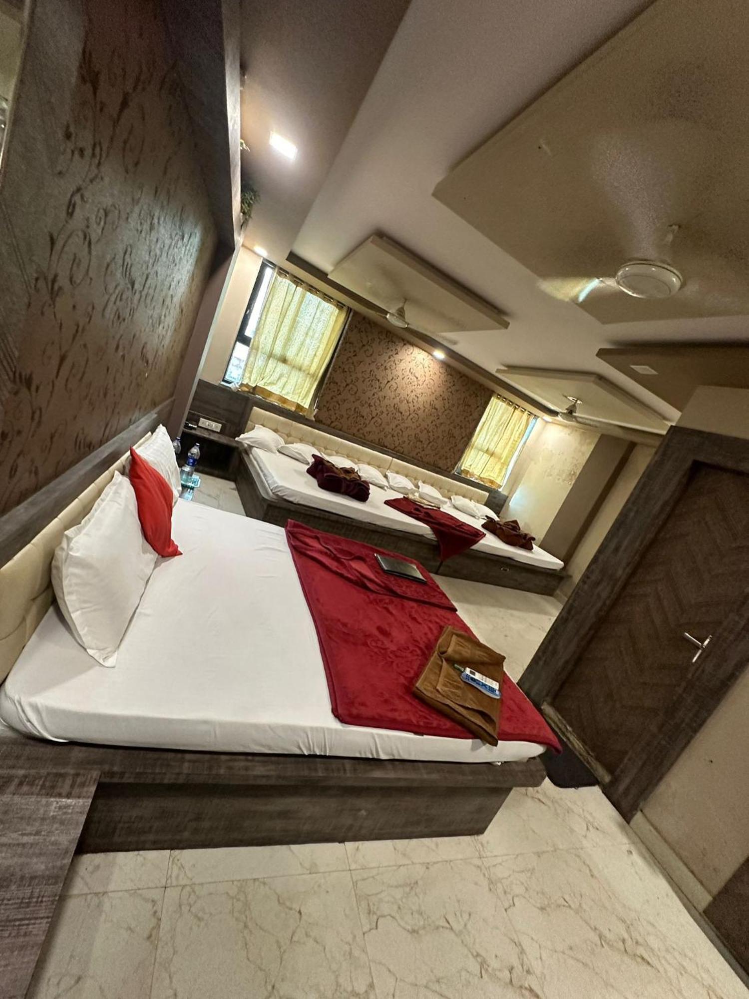 Hotel City Gold Ajmer Buitenkant foto