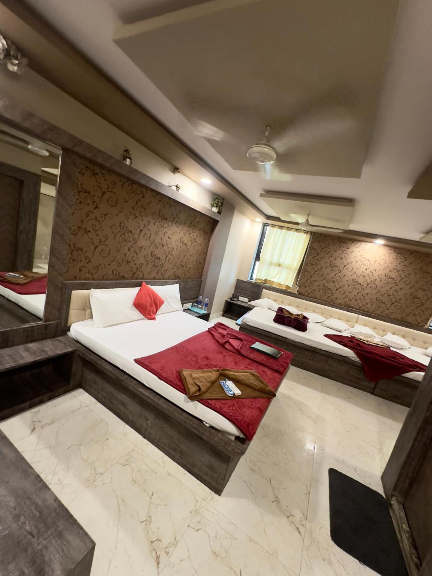 Hotel City Gold Ajmer Buitenkant foto