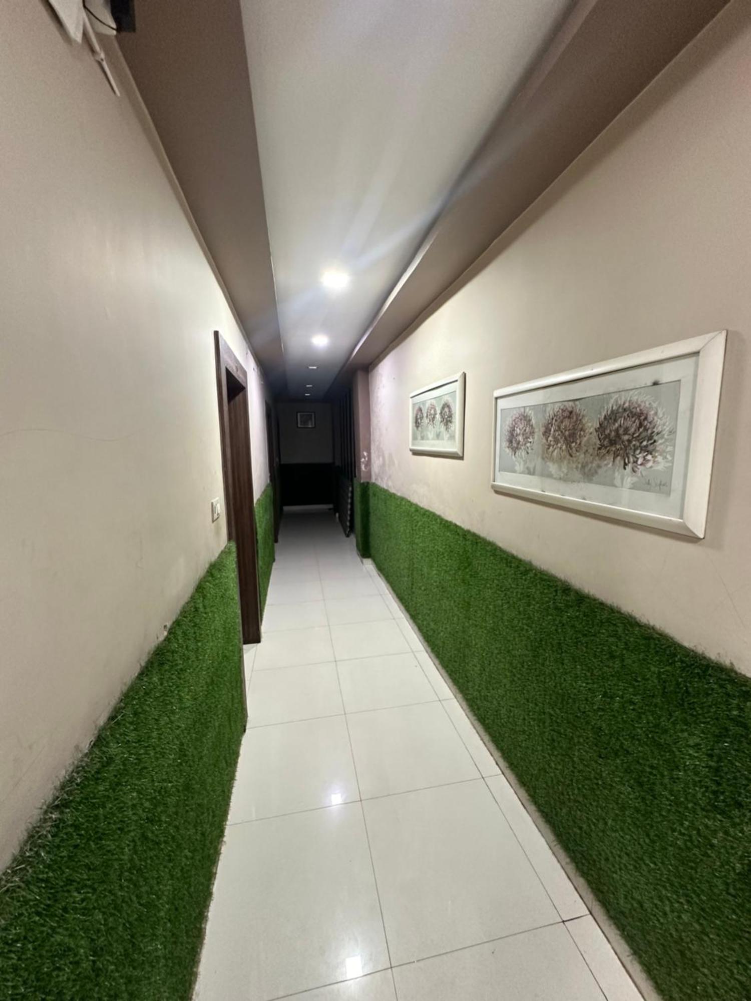 Hotel City Gold Ajmer Buitenkant foto