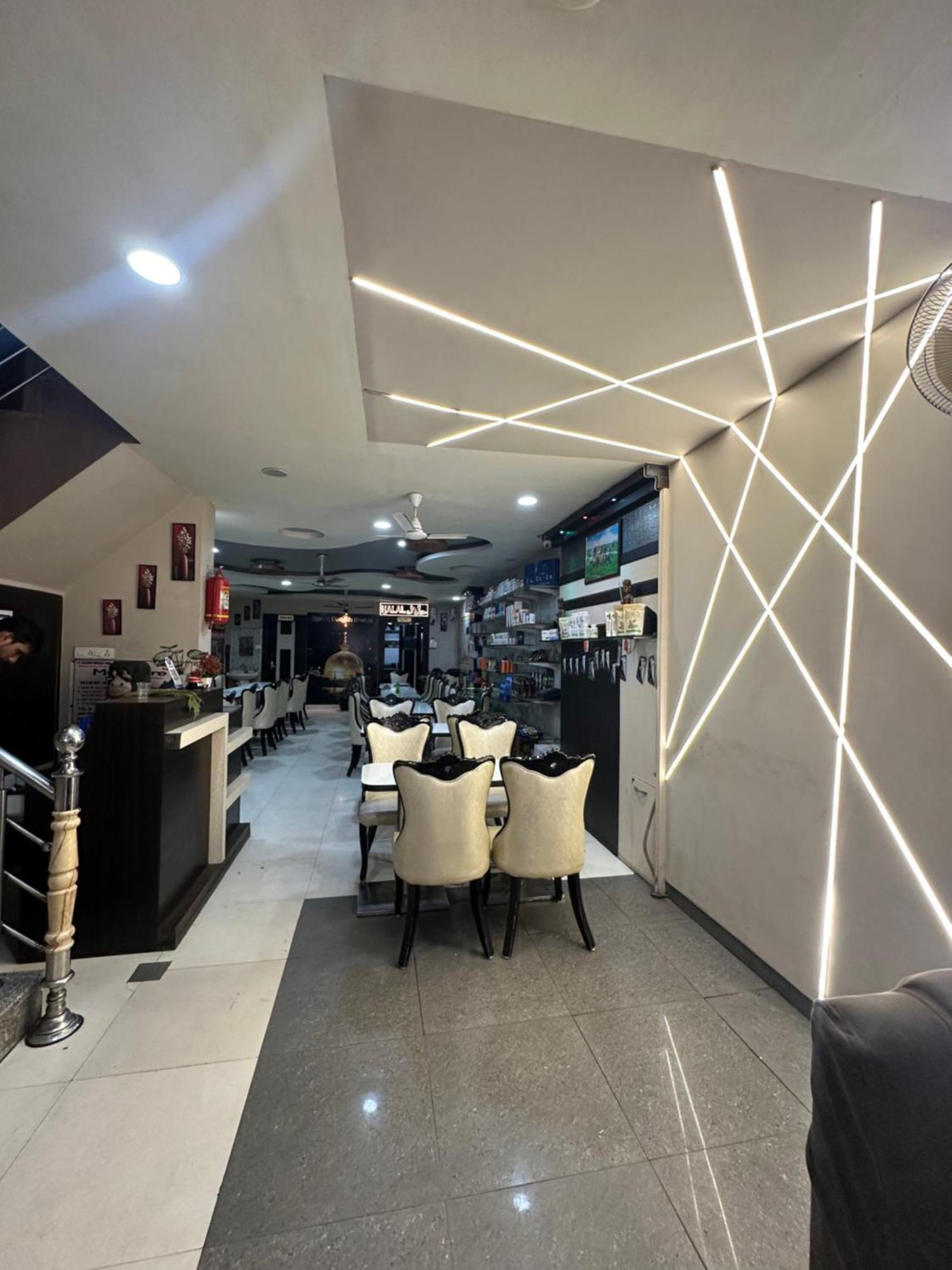 Hotel City Gold Ajmer Buitenkant foto